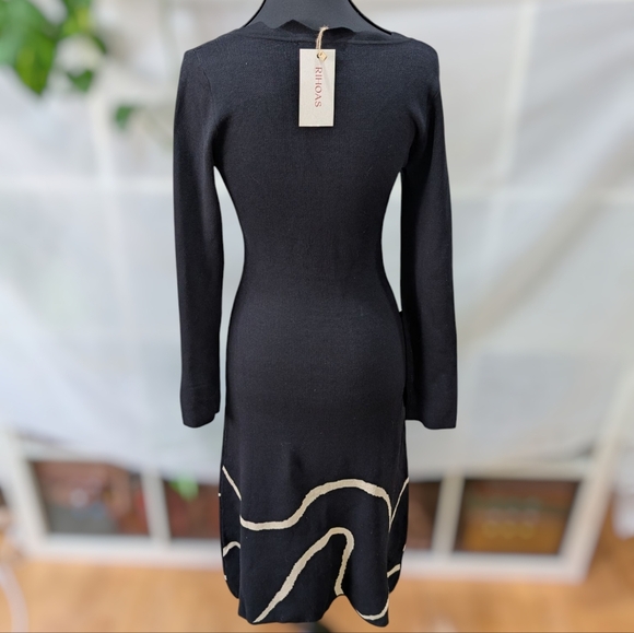 BNWT / Medium / Rihoas / Black Wave Scalloped Sweater Midi Dress - Picture 5 of 5